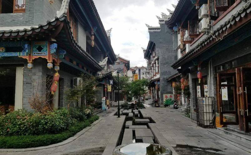 逃出上锁的现代房间8